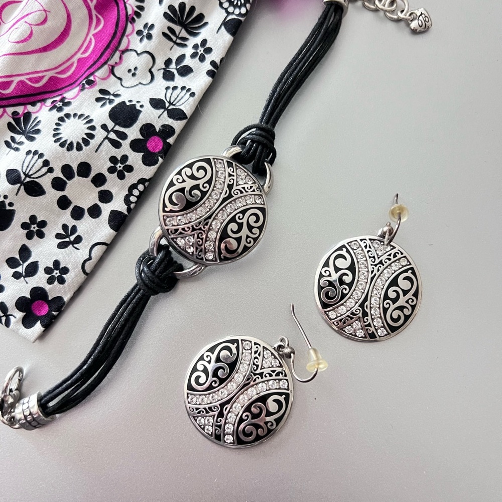Brighton Dynasty Swarovski Crystal  medallion bracelet and earrings set